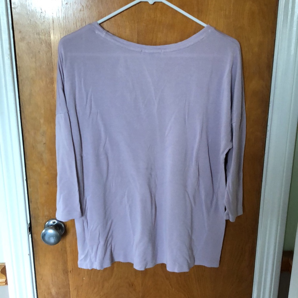 Lavender 3/4 sleeve t shirt - Picture 2 of 4